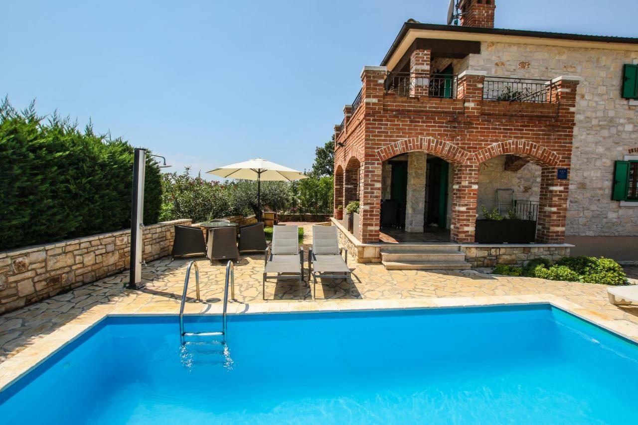 Villa Istriana Jakob With Pool Tar-Vabriga エクステリア 写真