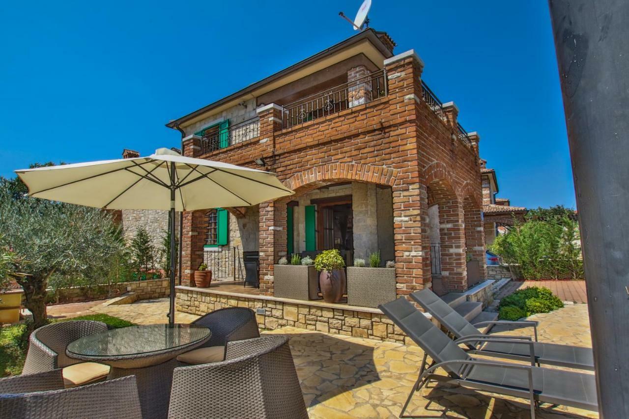 Villa Istriana Jakob With Pool Tar-Vabriga エクステリア 写真